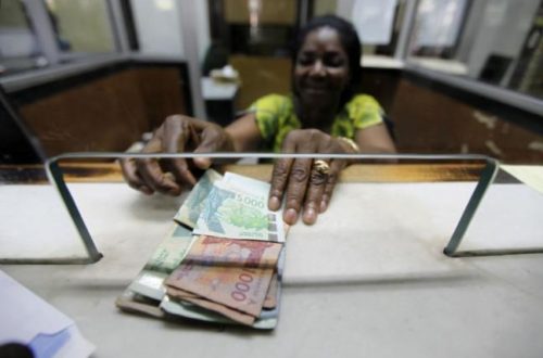 Article : Pourquoi certains Ivoiriens boudent les banques ? (acte I)